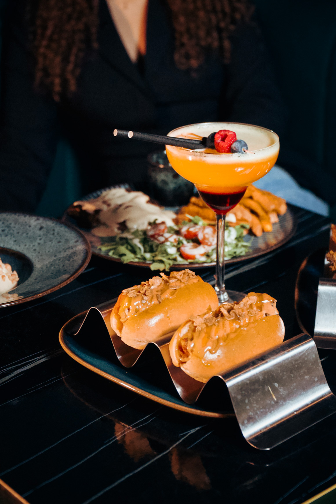 RAOS Decembre Cocktail Hotdog